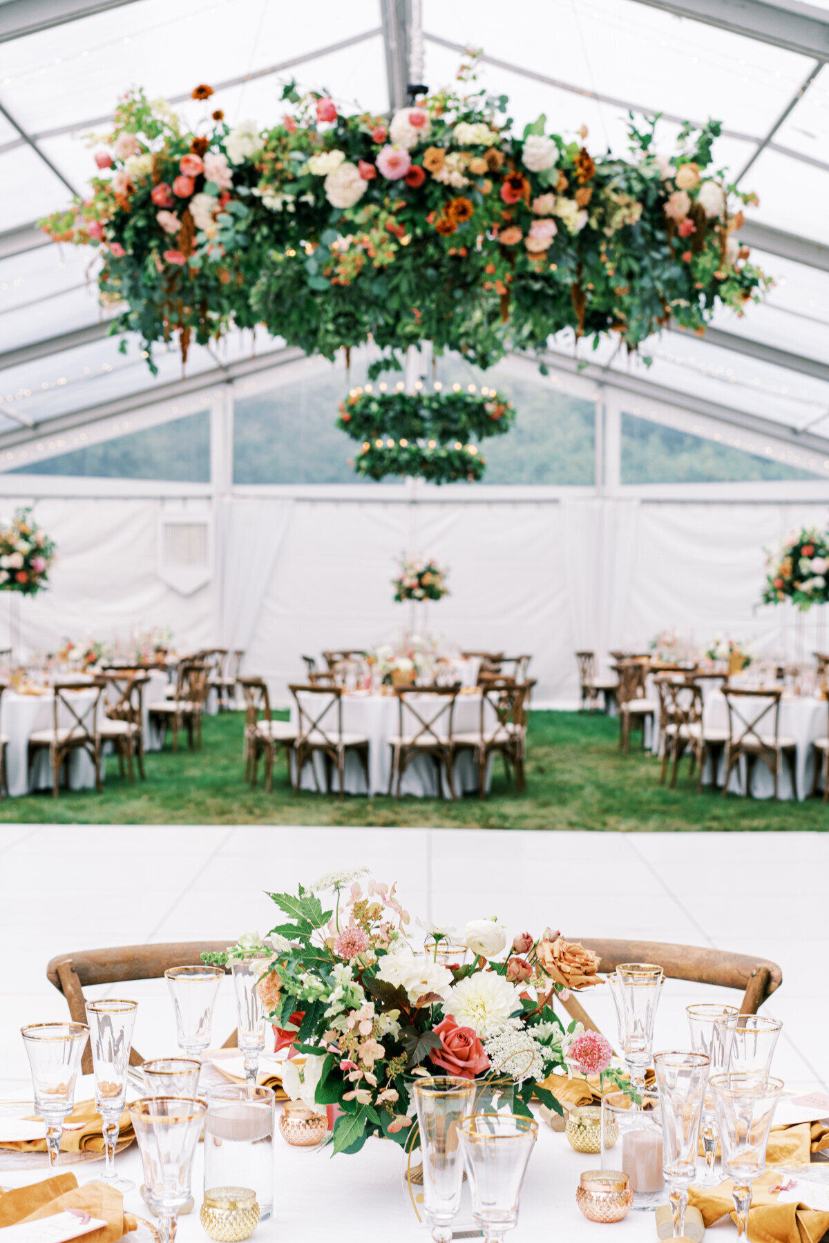 floral chandelier, hanging flowers, tent wedding, floral installation tent, studio fleurette