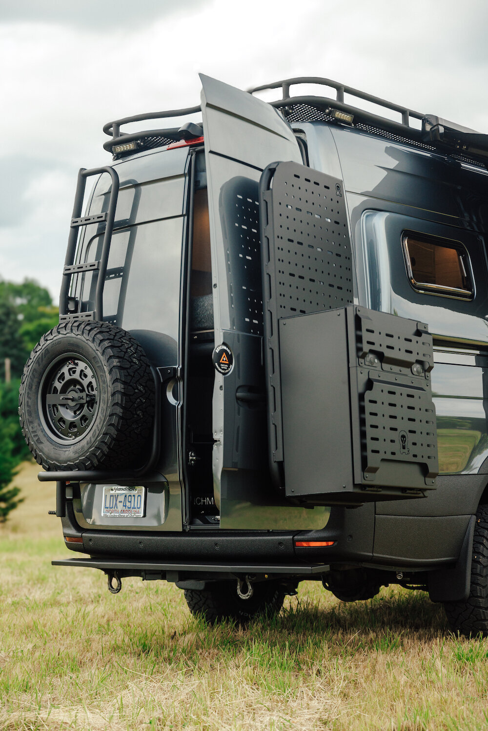5_Paradise119_BenchmarkVehicles46