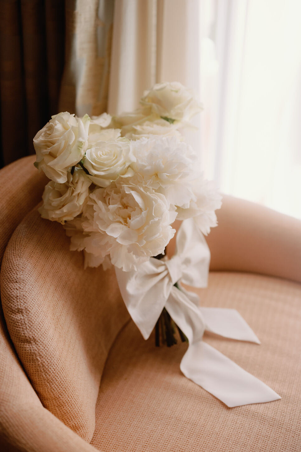 caruso-belmond-hotel-amalfi-coast-ravello-wedding-12-bride-window-natural-light-jenny-fu-studio