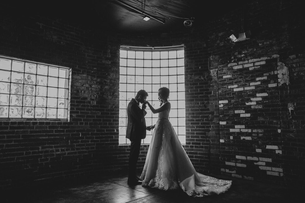 aaron-kes-photography-warehouse-215-wedding20