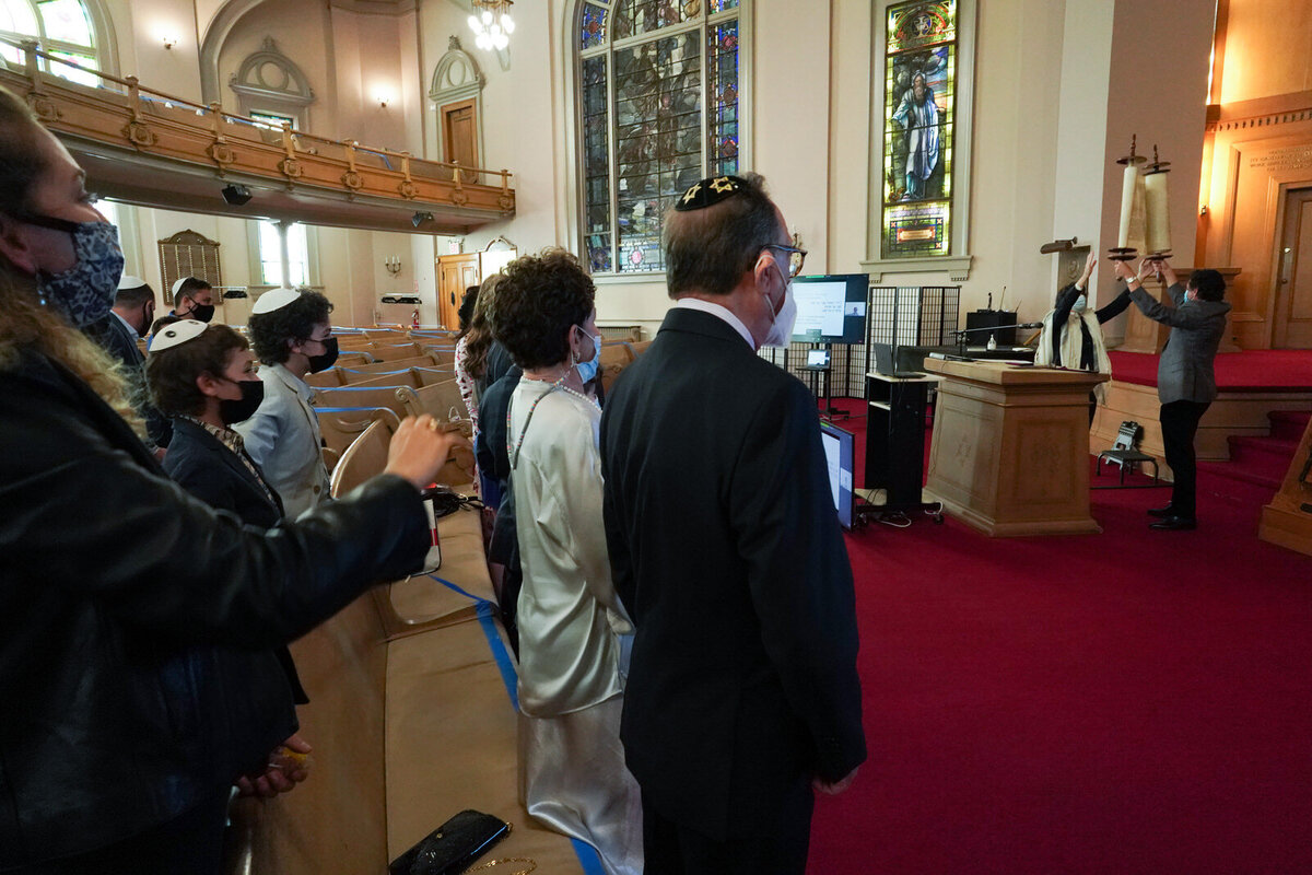 world's-best-Jewish-bat-mitzvah-photographer-kirsten-lewis-lb023