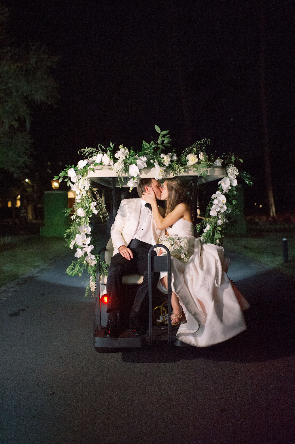 Spring-Wedding-Palmetto-Bluff-South-Carolina-Destination-julielivingstonphotography-receptionthree-225