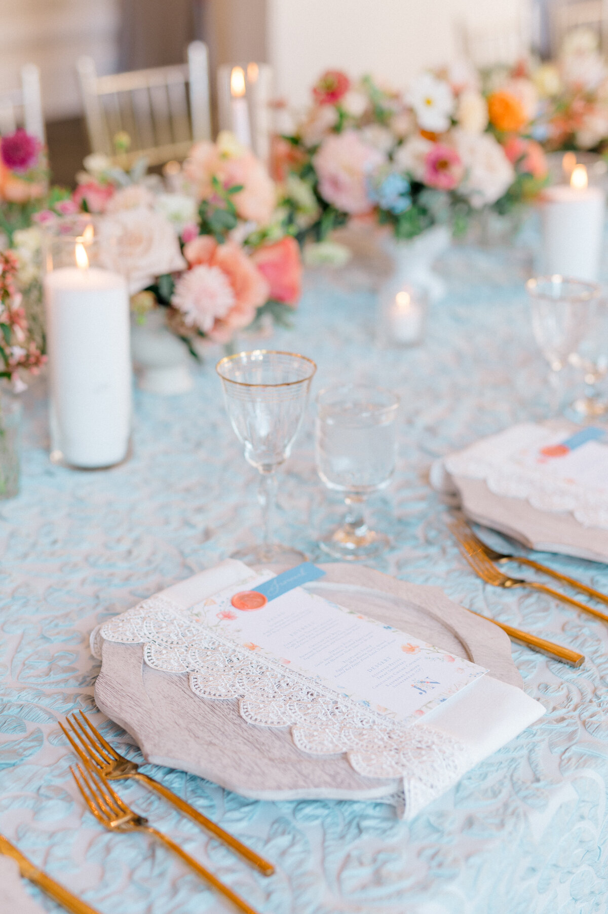 feminie-wedding-menu-floral-watercolor