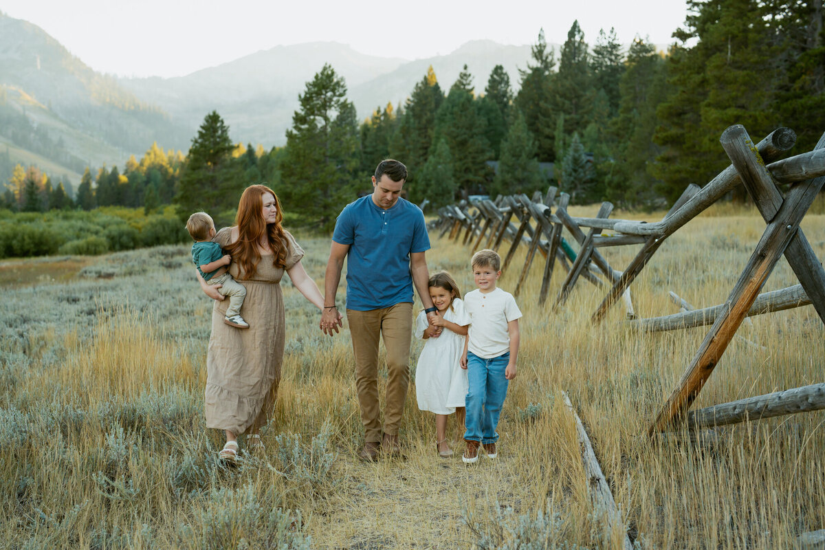 Lake Tahoe-Family-Photographer-10