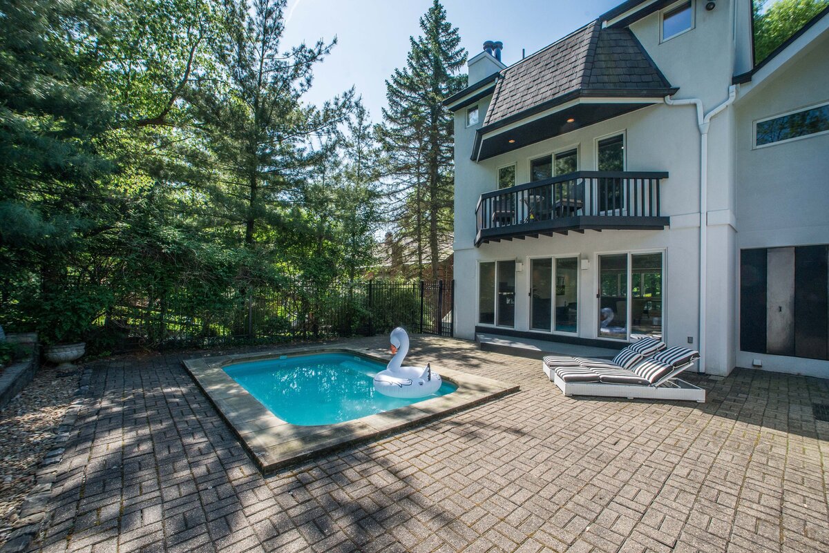 2018-5_91WoodlandDr-215