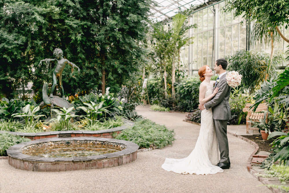 197-Emily-Wren-Photography-Philadelphia-Horticulture-Center-wedding