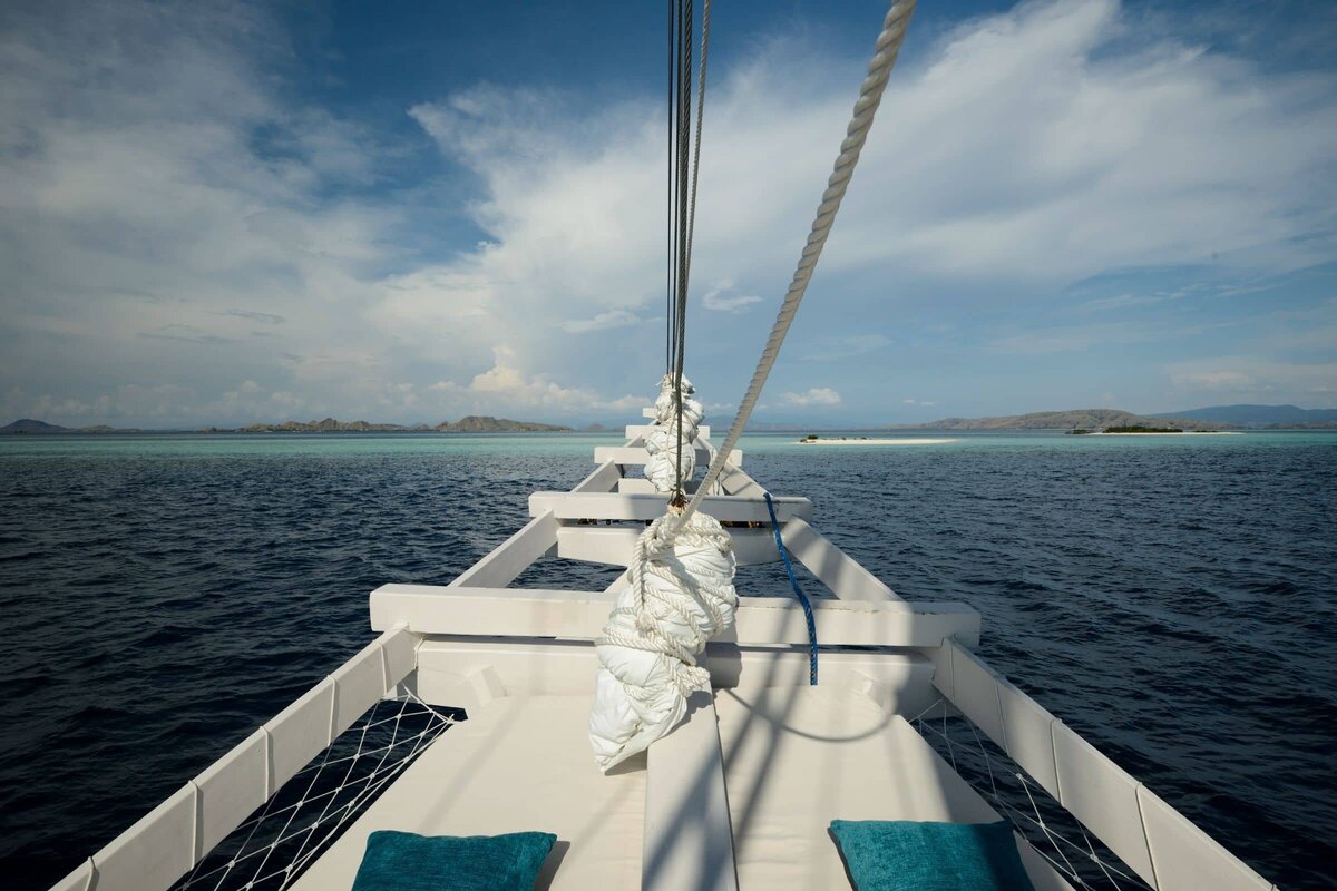 Luxury Yacht Charter Indonesia alexa_2003