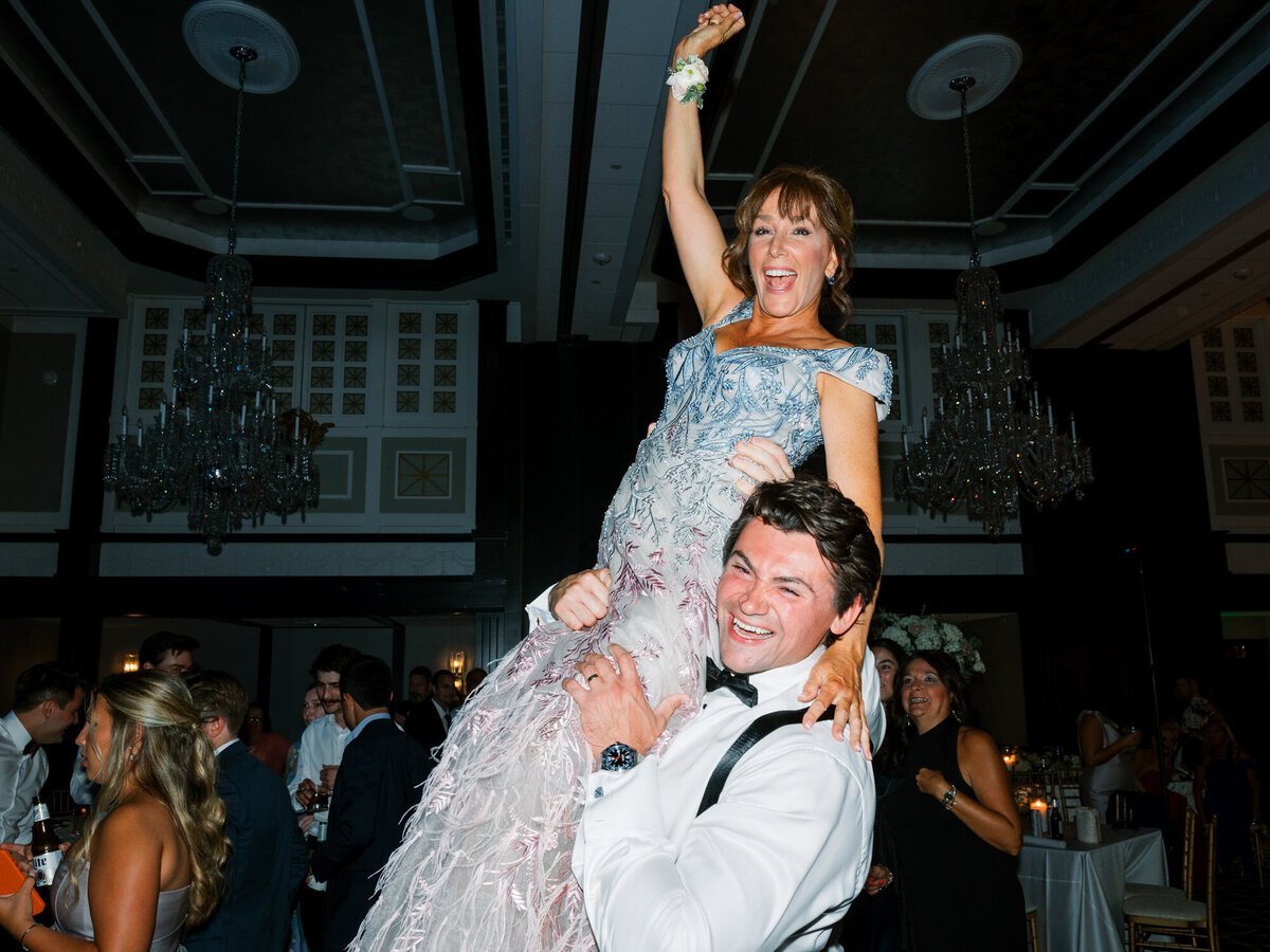 anne-troxel-photography-luxury-pittsburgh-wedding-nemacolin-woodlands-lgbtq-light-and-airy-141