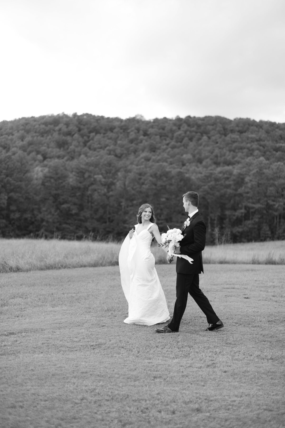 Katherine Horton Photography Olivia & Drew Wedding Day Katherine's Favorites_0083