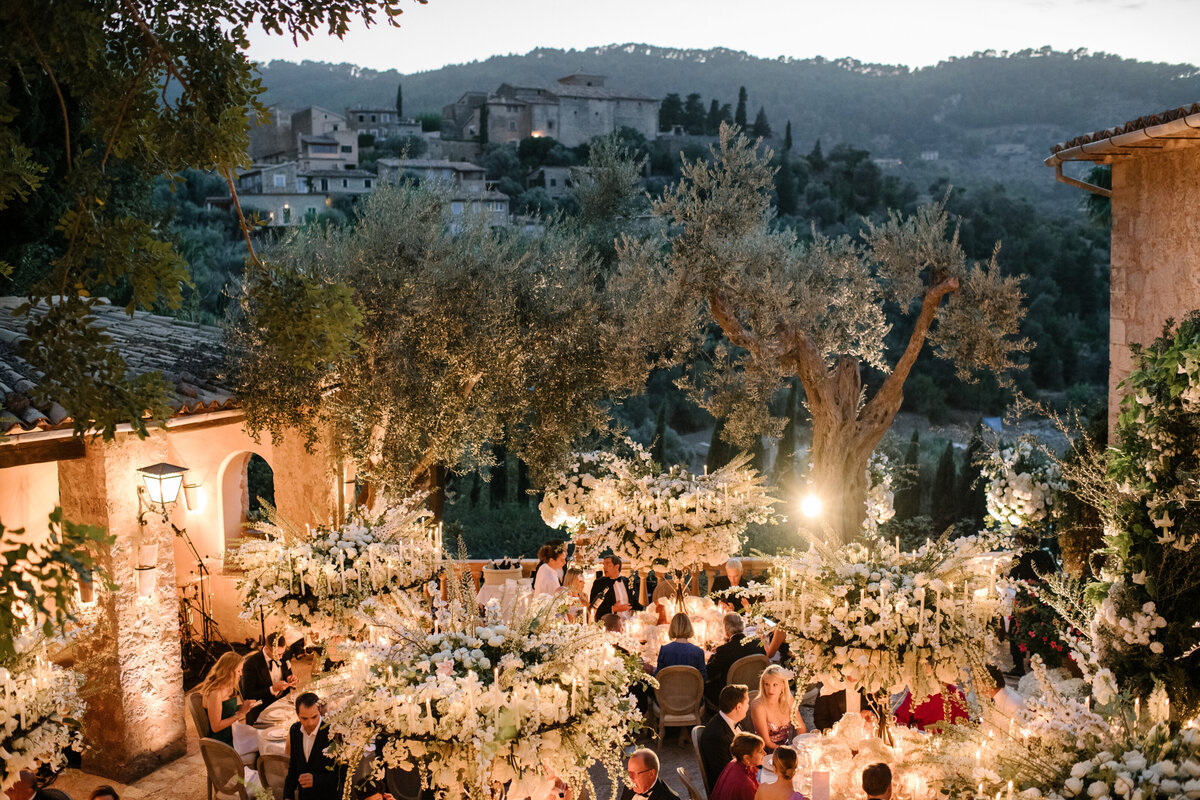 romantic wedding reception belmond la residencia mallorca