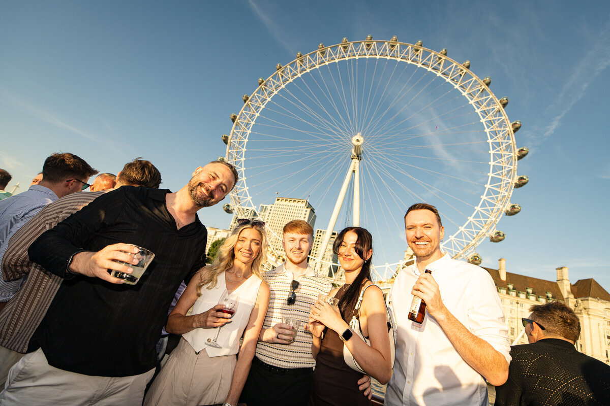 finance-company-summer-party-boat-thames-luxury-cruise-marc-james-photography-4