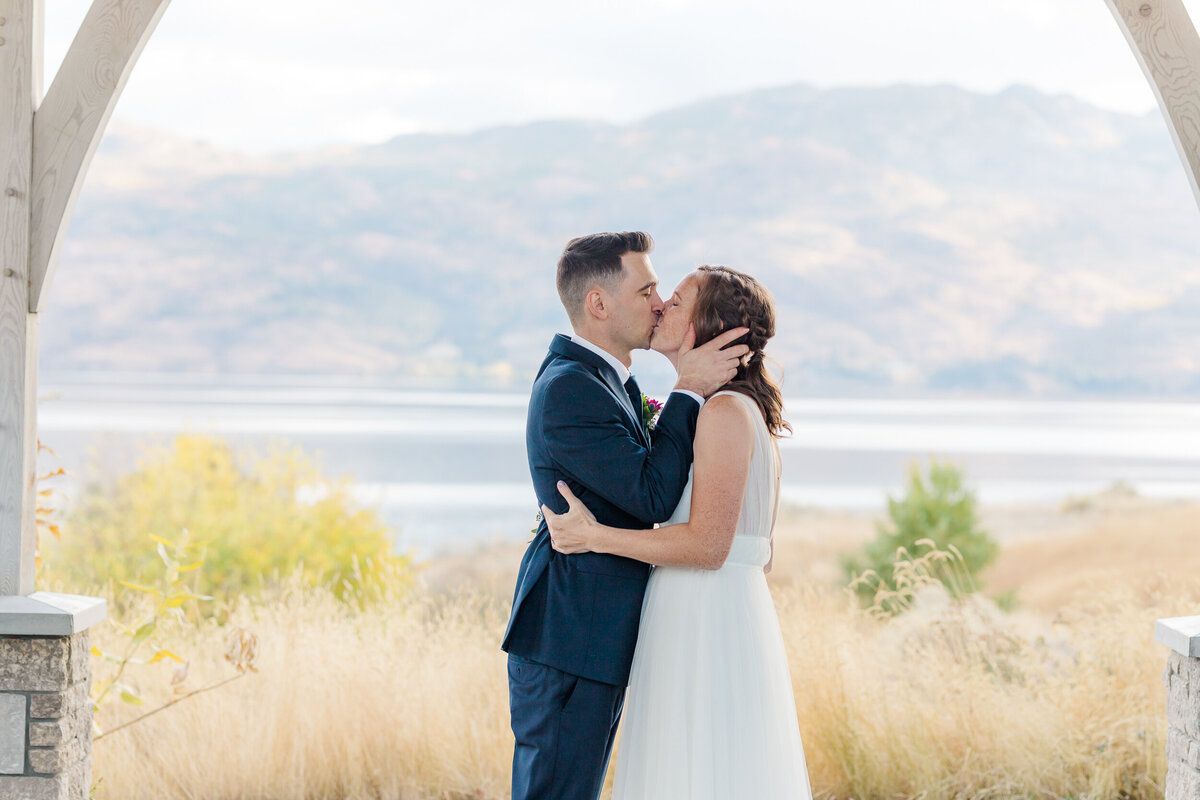 Kelowna-Wedding-Photographer_MG_3173