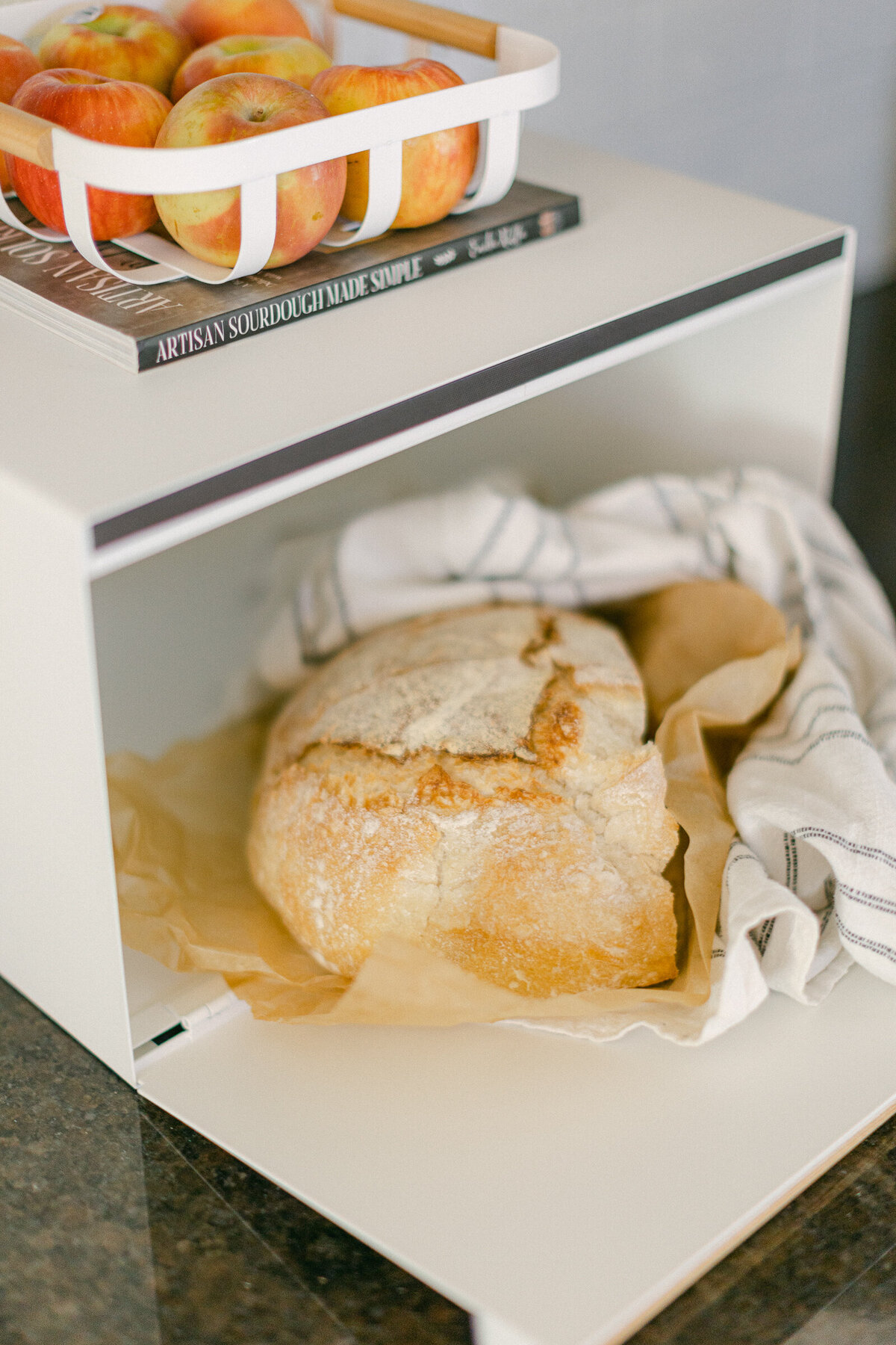 yamazaki-home-bread-box