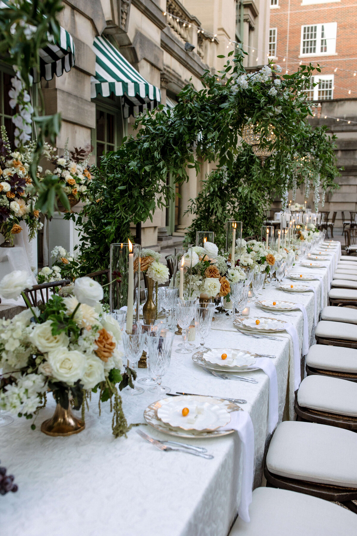 maeve-matt-floral-centerpieces-springvale-floral