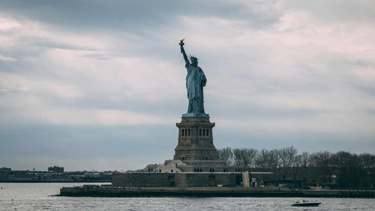 chalo-gallardo-r4ITtYOSzR8-unsplash