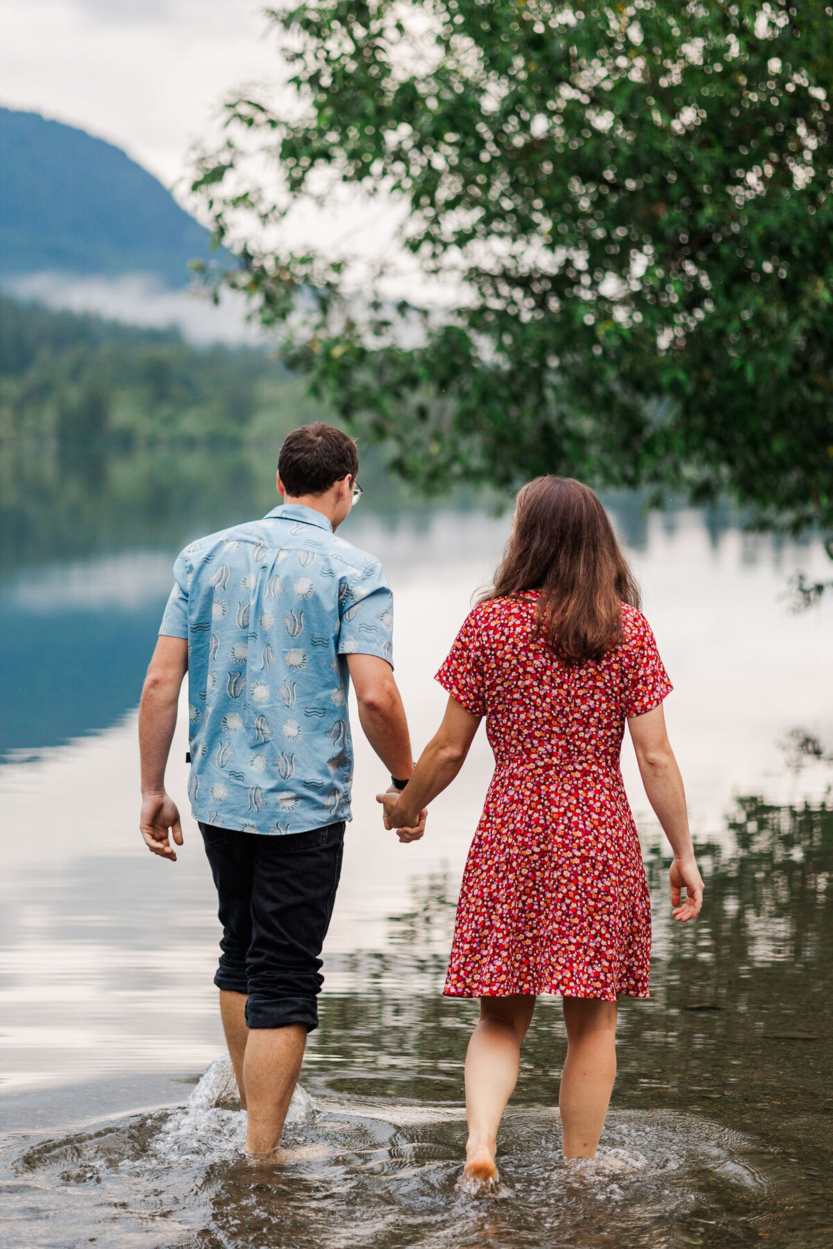 Rattlesnake-Lake-Engagement-Photos-34