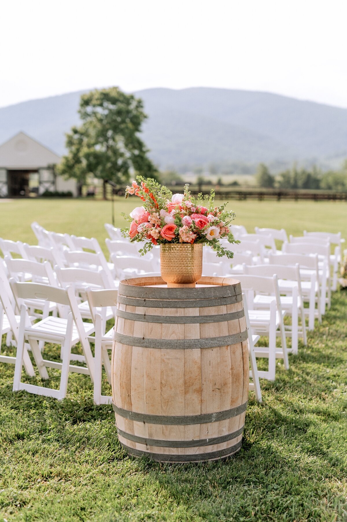 DSC_8446_Heather-Dodge-Photo-King-Family-Vineyard-Wedding-Florist-Gossamer-Floral-Designer