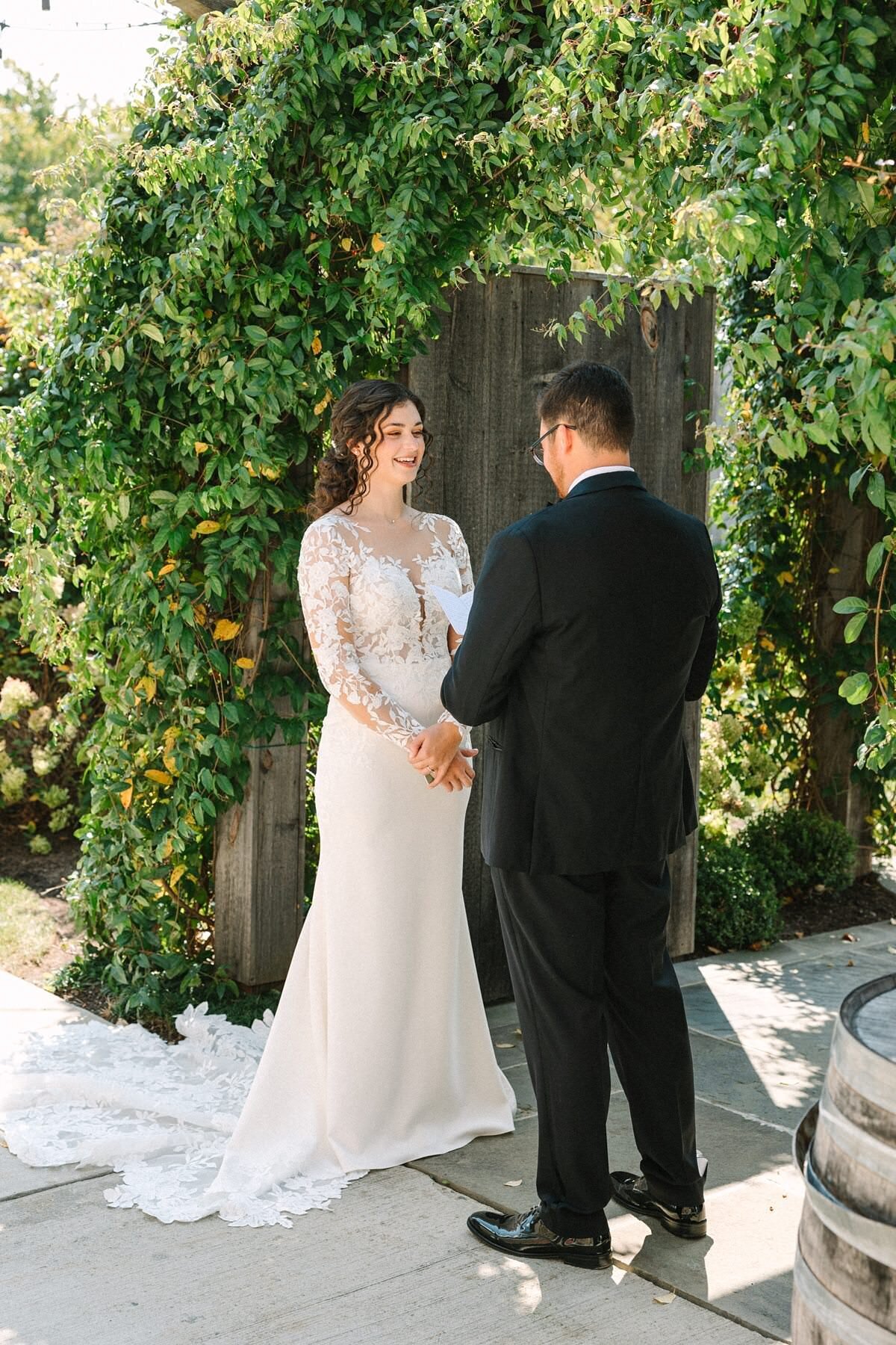 Bride and Groom Wedding Portaits Kelynn and Mathew Evansville Owensboro170