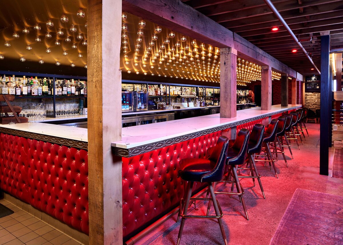 MM Red Bar