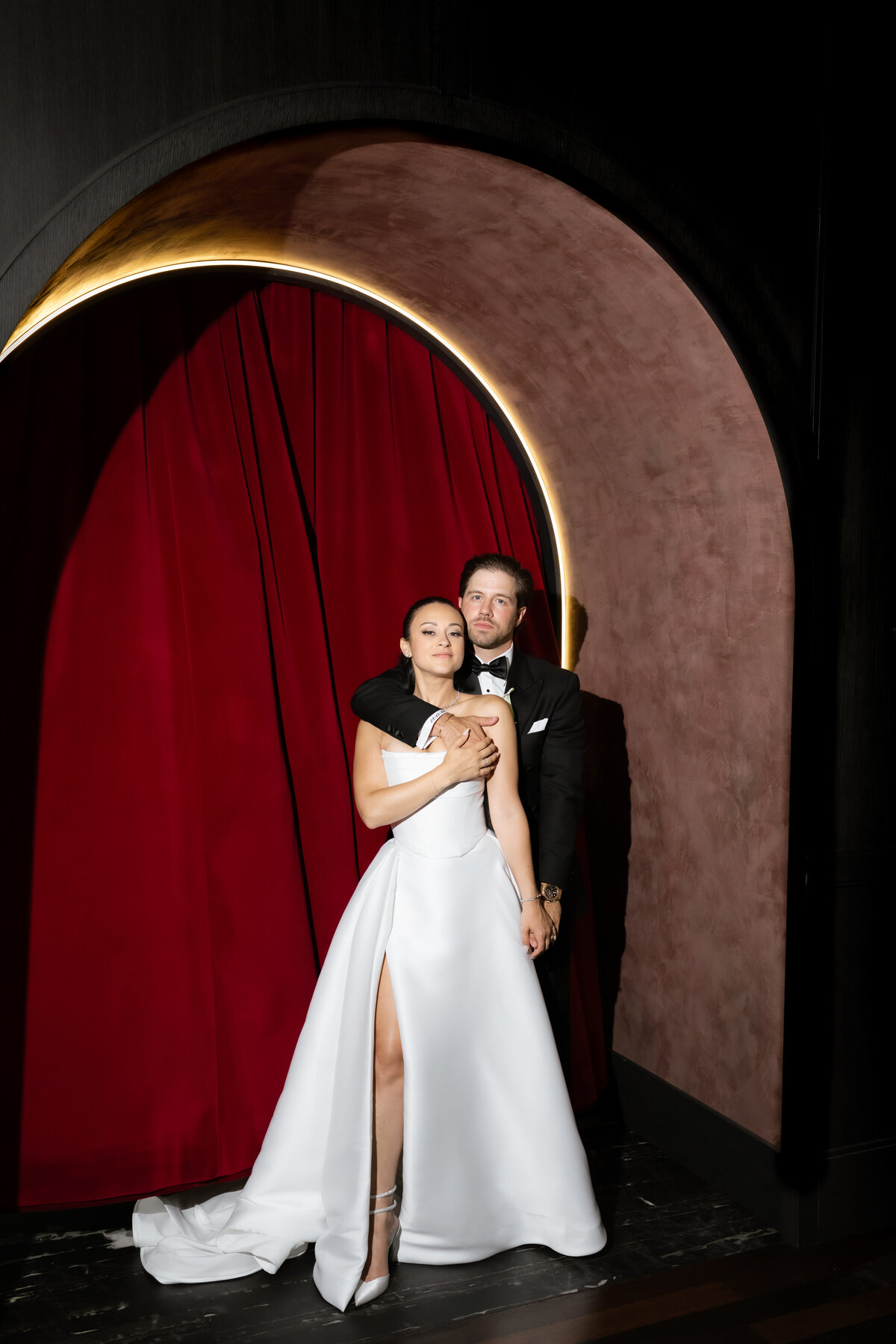 MeghanHemstra-Romantic-Cocktail-Style-D-6-Lounge-Wedding-38