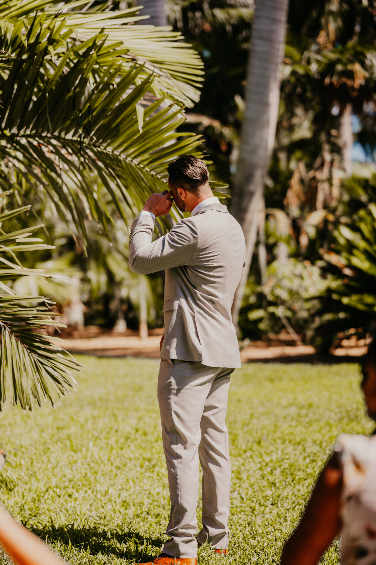mariah-lacy-photo-gizella-kopsick-park-elopement-chantilly-chic-celebrations-9