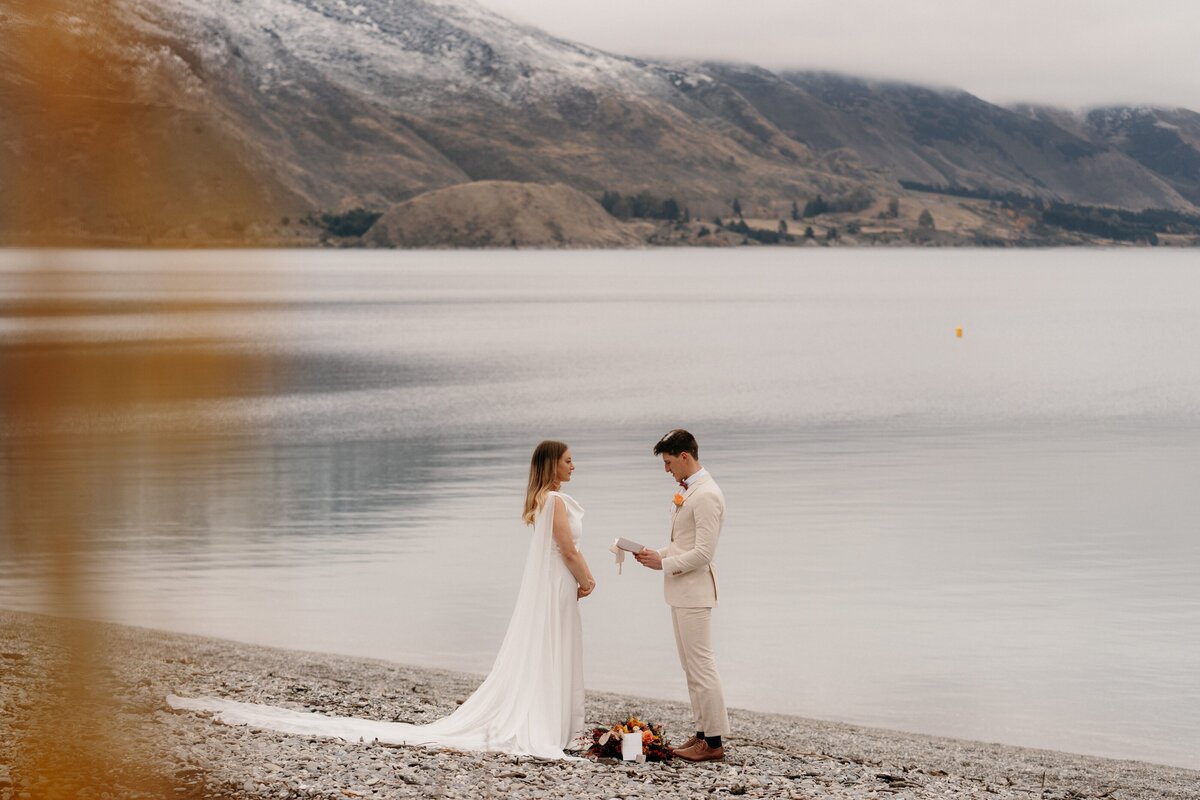 new-zealand-elopement-lovewilder-7