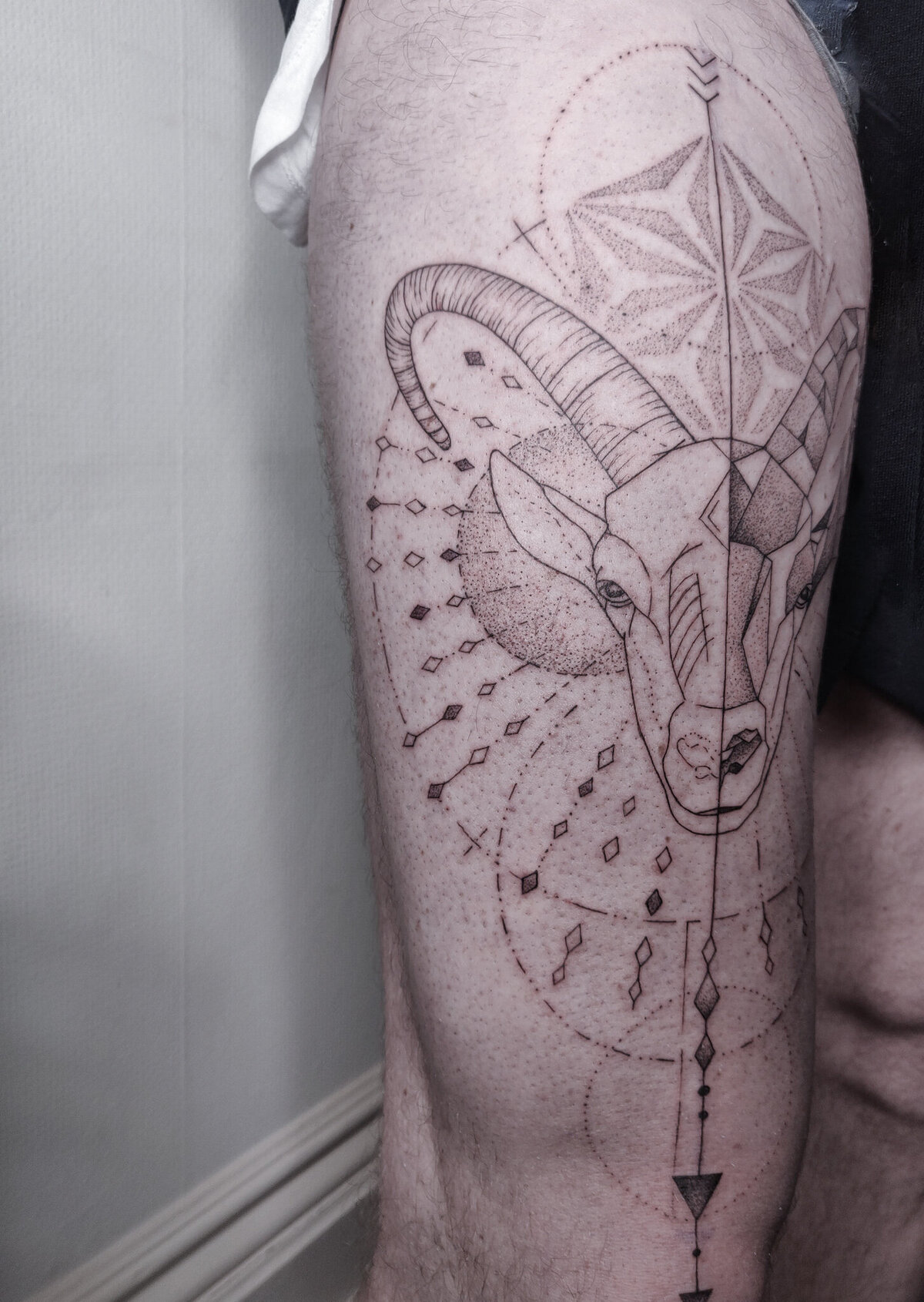stag tattoo, thigh tattoo, pattern tattoo, dotwork tattoo, geometric tattoo