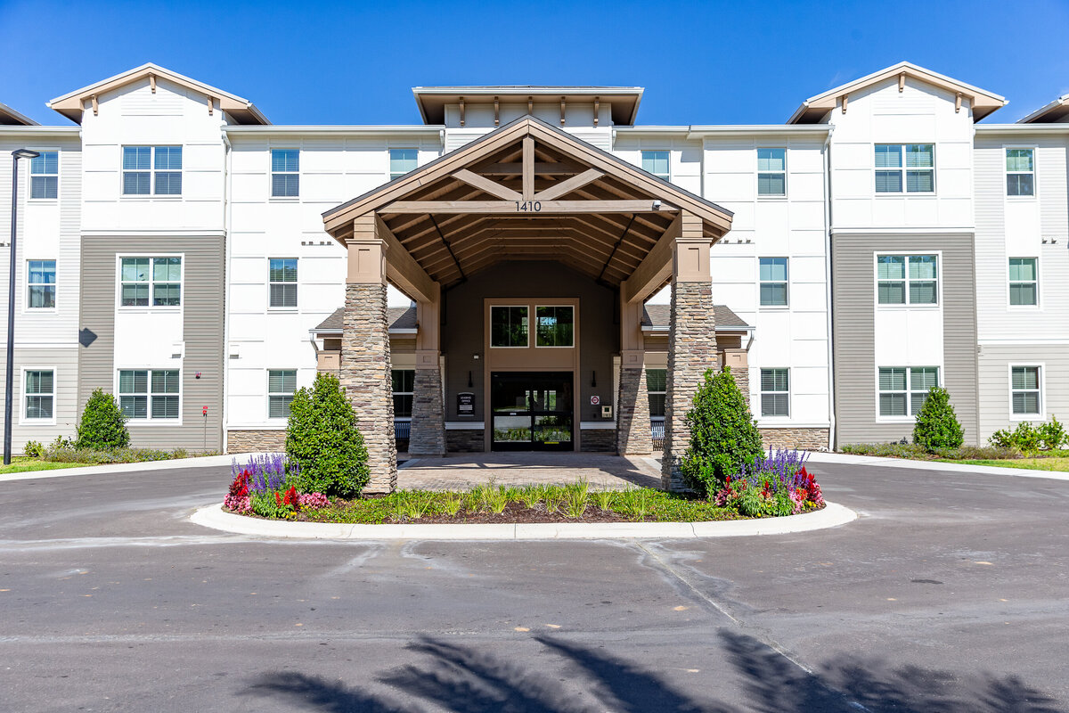 042324ROCHESTERPARK-5