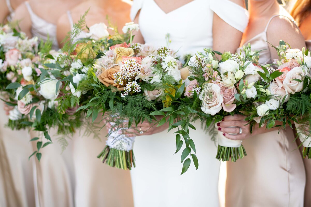 bride and bridesmaids floral arrangements