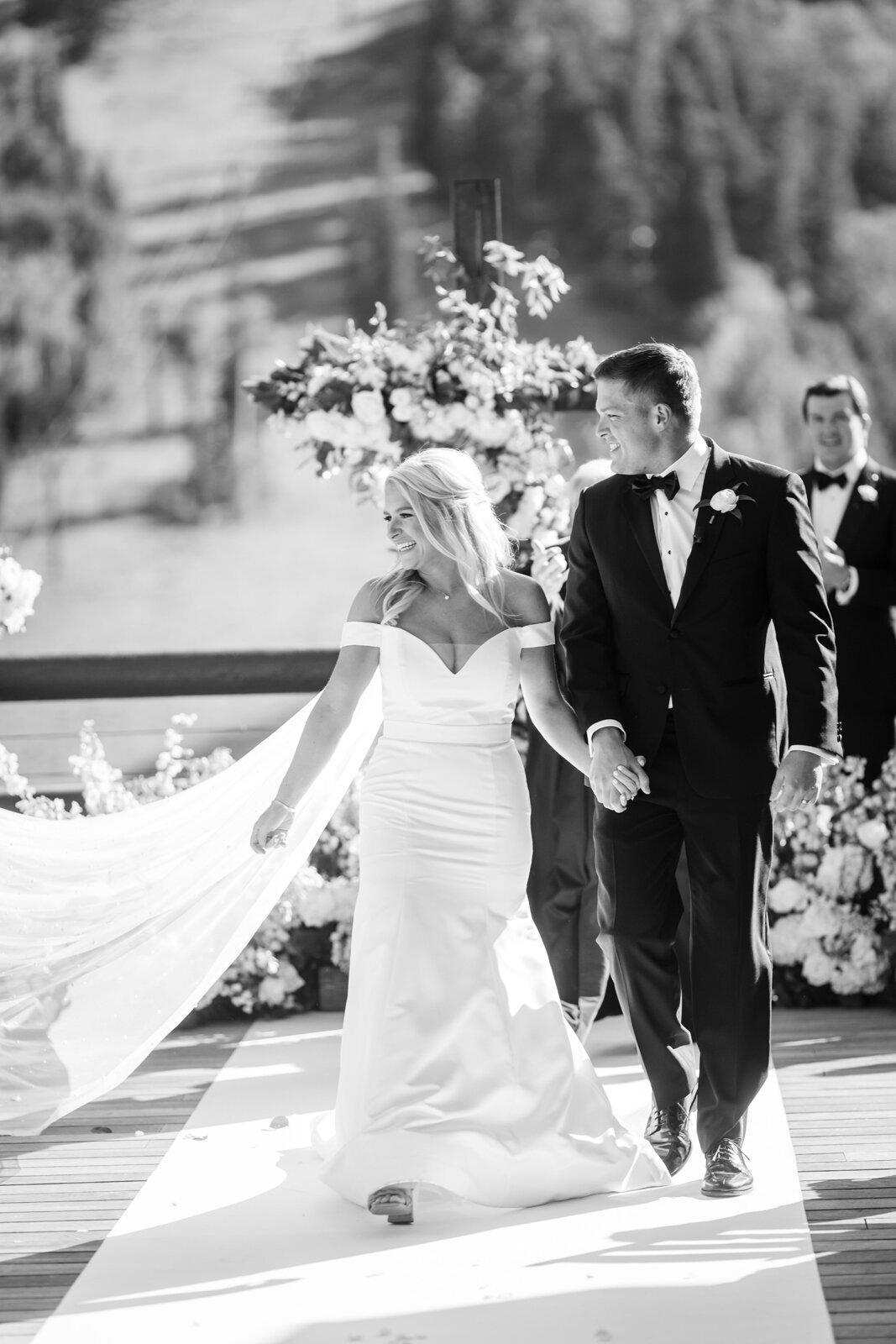 stein-eriksen-lodge-july-summer-park-city-mountain-wedding-pepper-nix-2212-1495bw