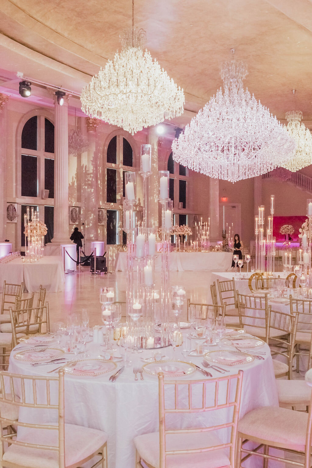 Bellevue_Confrence_Center_Wedding_VA_JG_TLIC-340