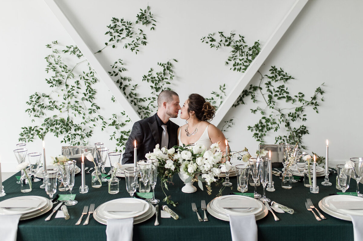 events-by-carianne-event-planner-wedding-planner-botanical-wedding-modern-wedding-green-wedding-destination-wedding-artists-for-humanity-boston-massachusetts-rochester-syracuse-wedding-planner-lynne-reznick-photography 31