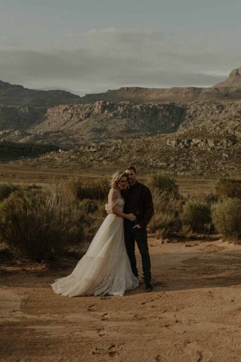 DESERT_ELOPEMENT-207-Exposure-scaled-826x1239