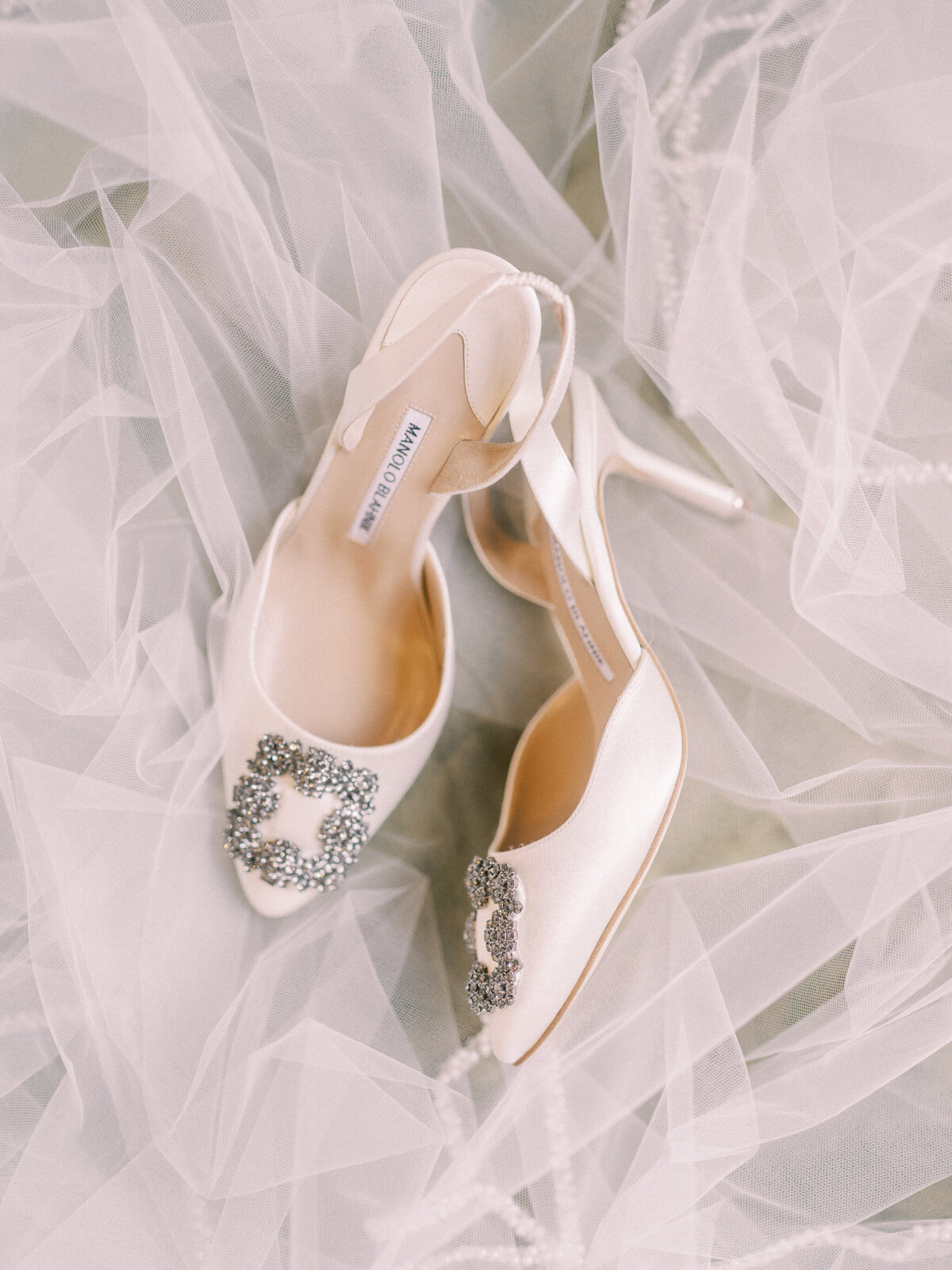 calgary_wedding_photographers_fairmont_banff_springs_destination_wedding_nicole_sarah-6