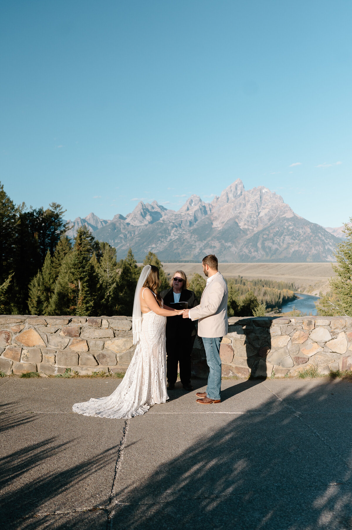 Holland-Elopement-Wyoming-KeelyNicholePhotography-1