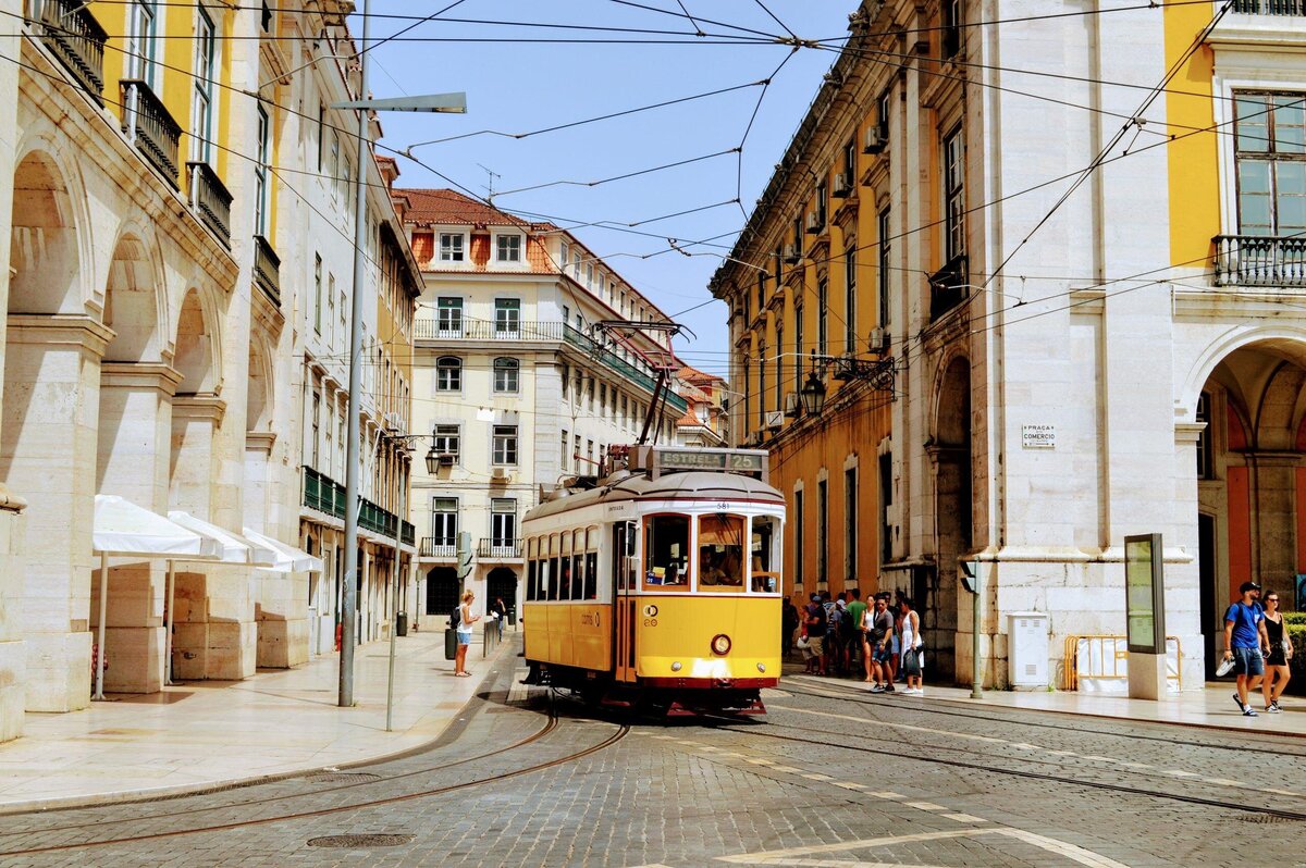 Lisbon-Tram-scaled