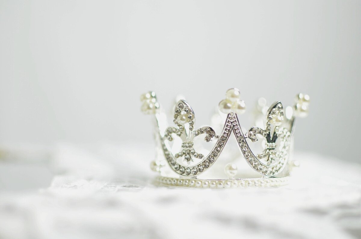 Quince Crown | Lucia Isabel