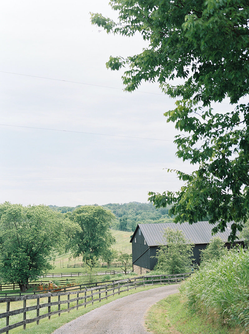 Romantic-barn-weddings-purcellville-va00035