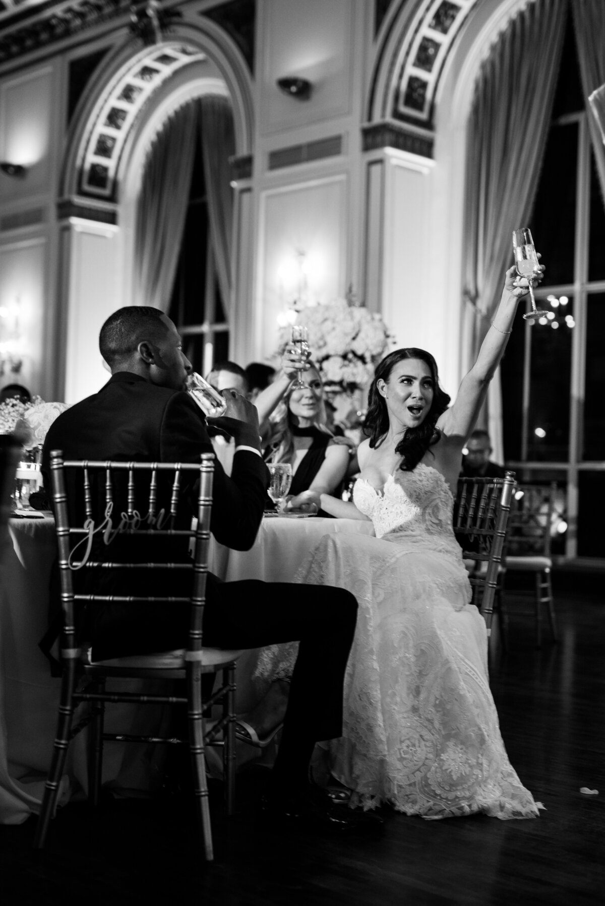 Niki Marie Photography Classic Timeless Wedding Photographer Detroit Michigan Chicago Illinois New York New Destination Travel Fine Art High End Luxury Wedding Engagement Elopement Photo Black White Elegant Traveling Travel City27