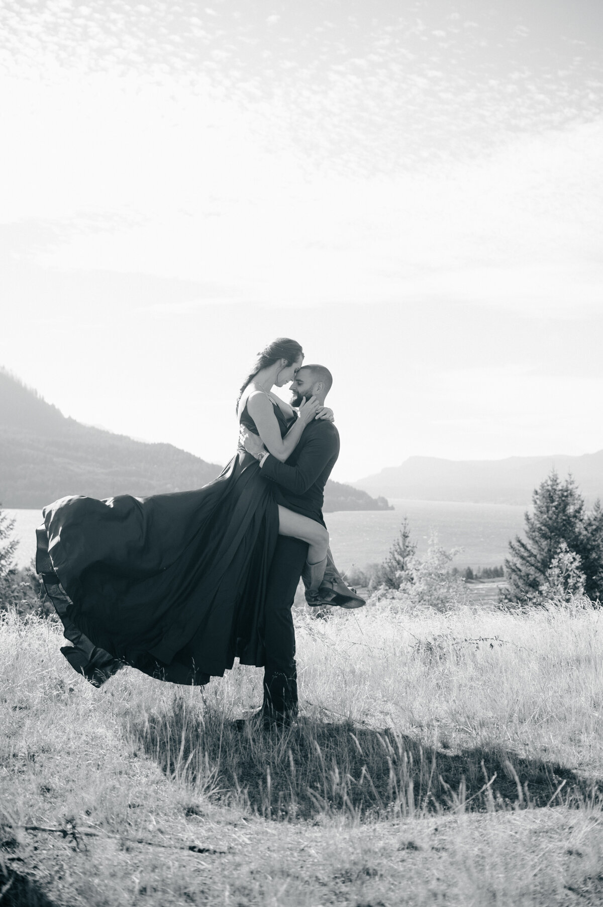 wind_mountaint_ranch_engagement_photos-9