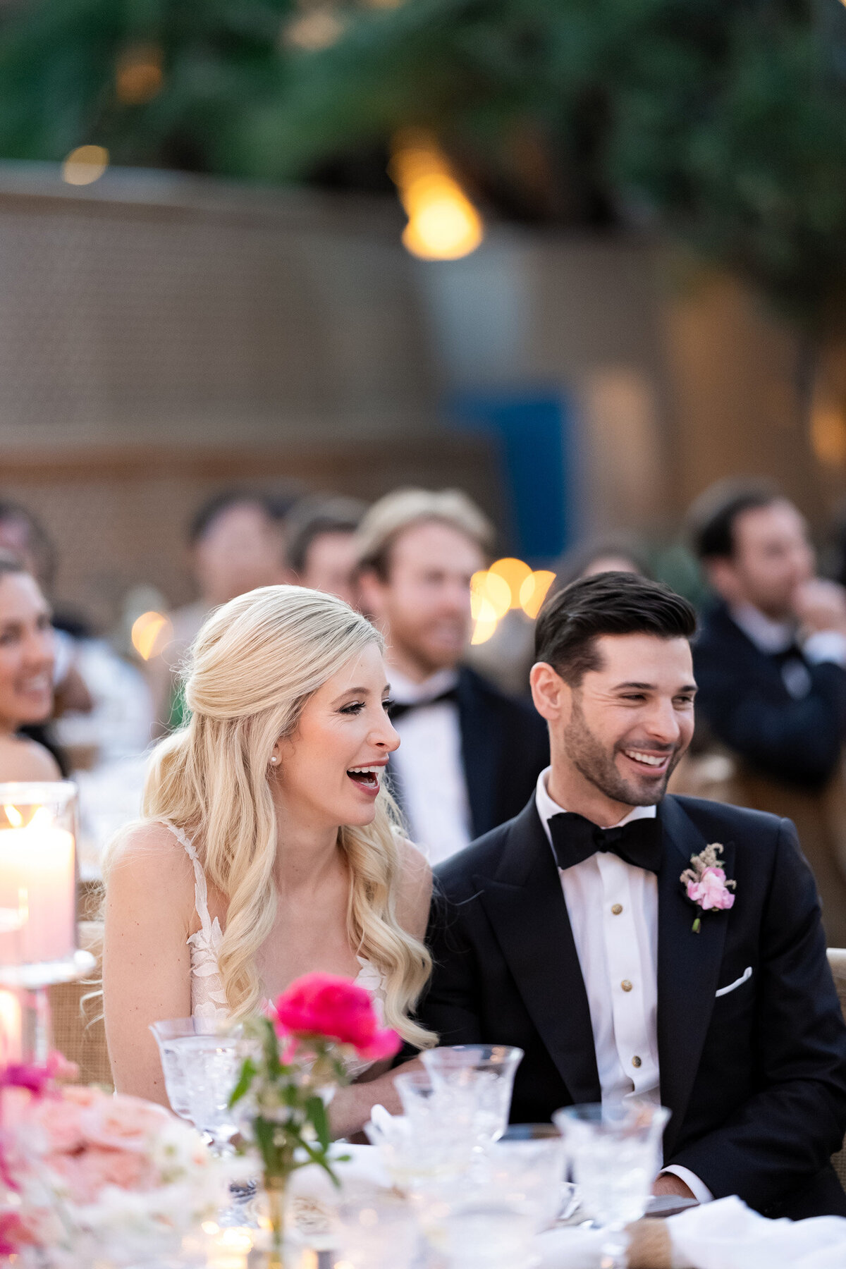 58_wedding-toasts-couple