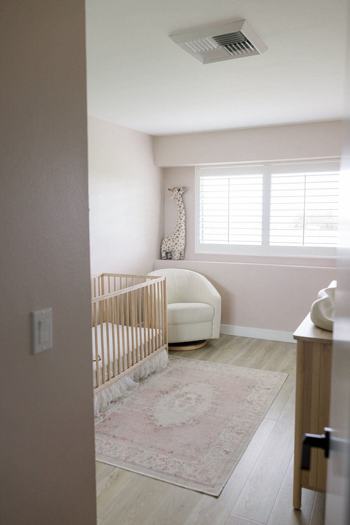 Orange County Newborn Photographer September 13, 202416