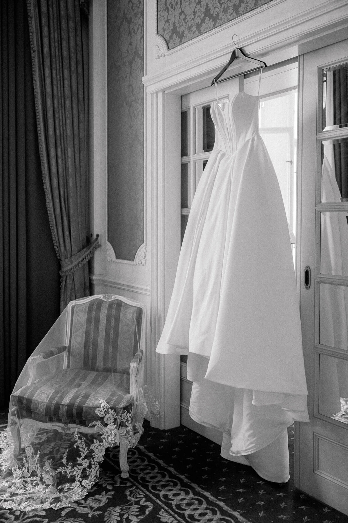 palais-daun-kinsky-christmas-wedding-3