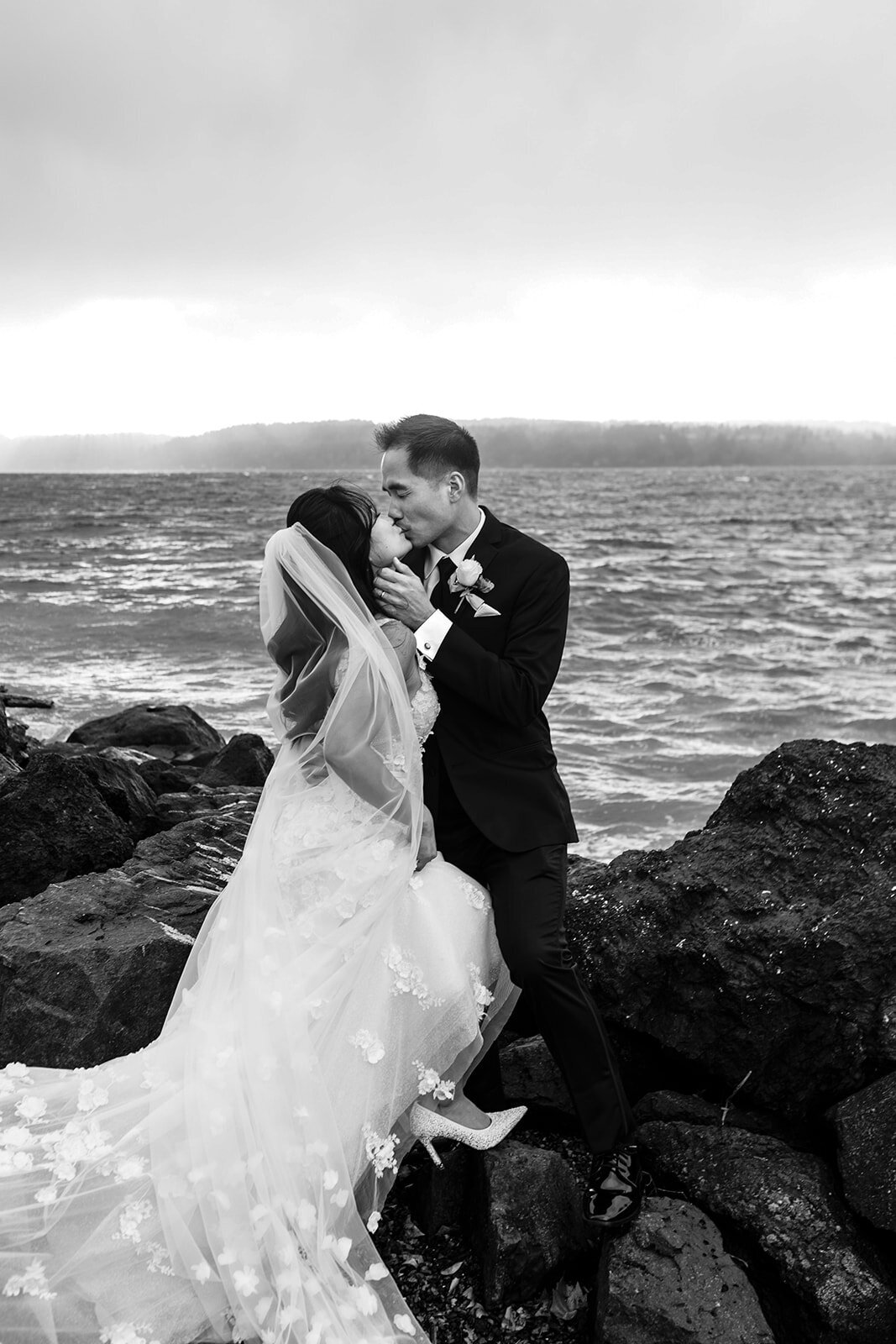reTheBurrowWeddingPhotography-936