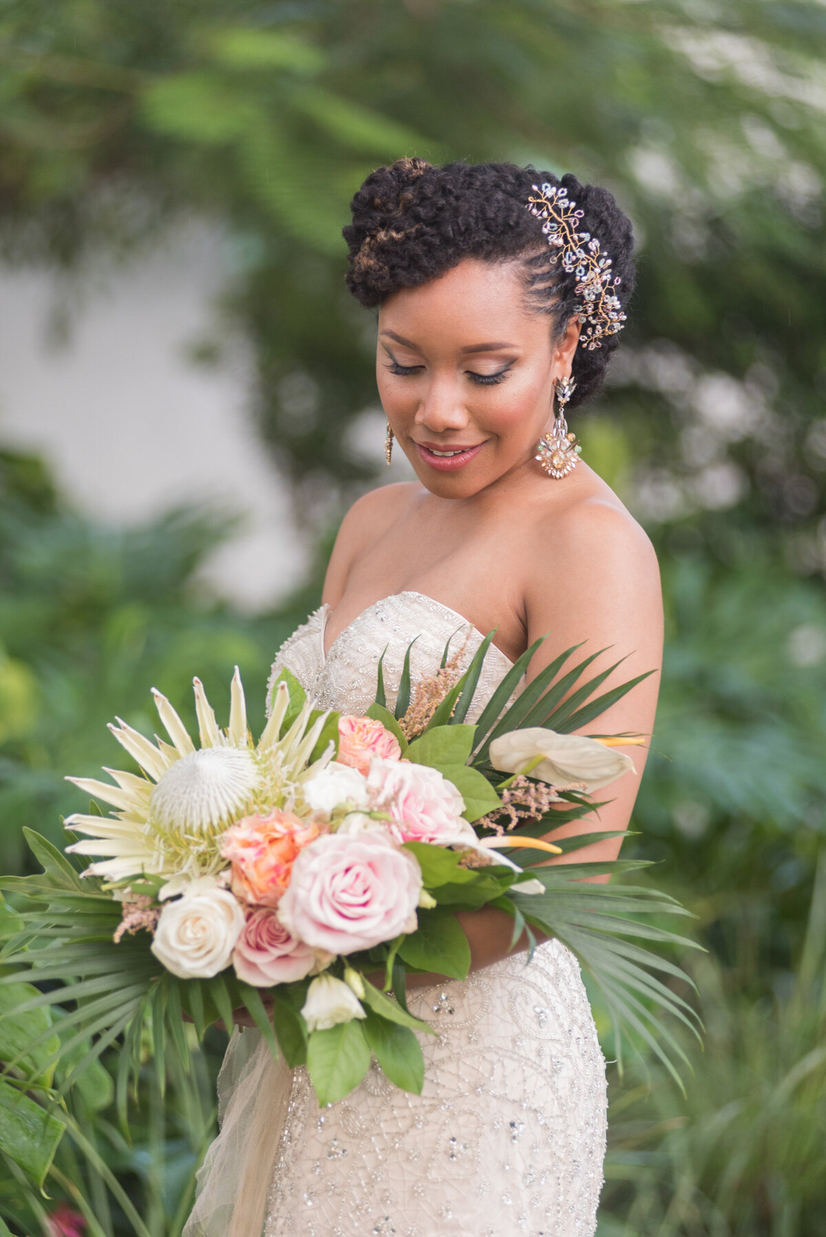 TropicalMasqueradeStyle237_HR_4k_wb24