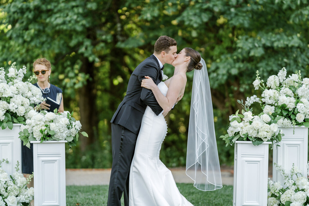 PETRAKIAN - Megan Noll  Ceremony-201
