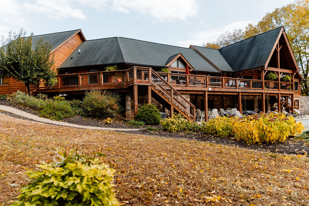 Outdoor photo of Montgomery Creek Ranch lodge