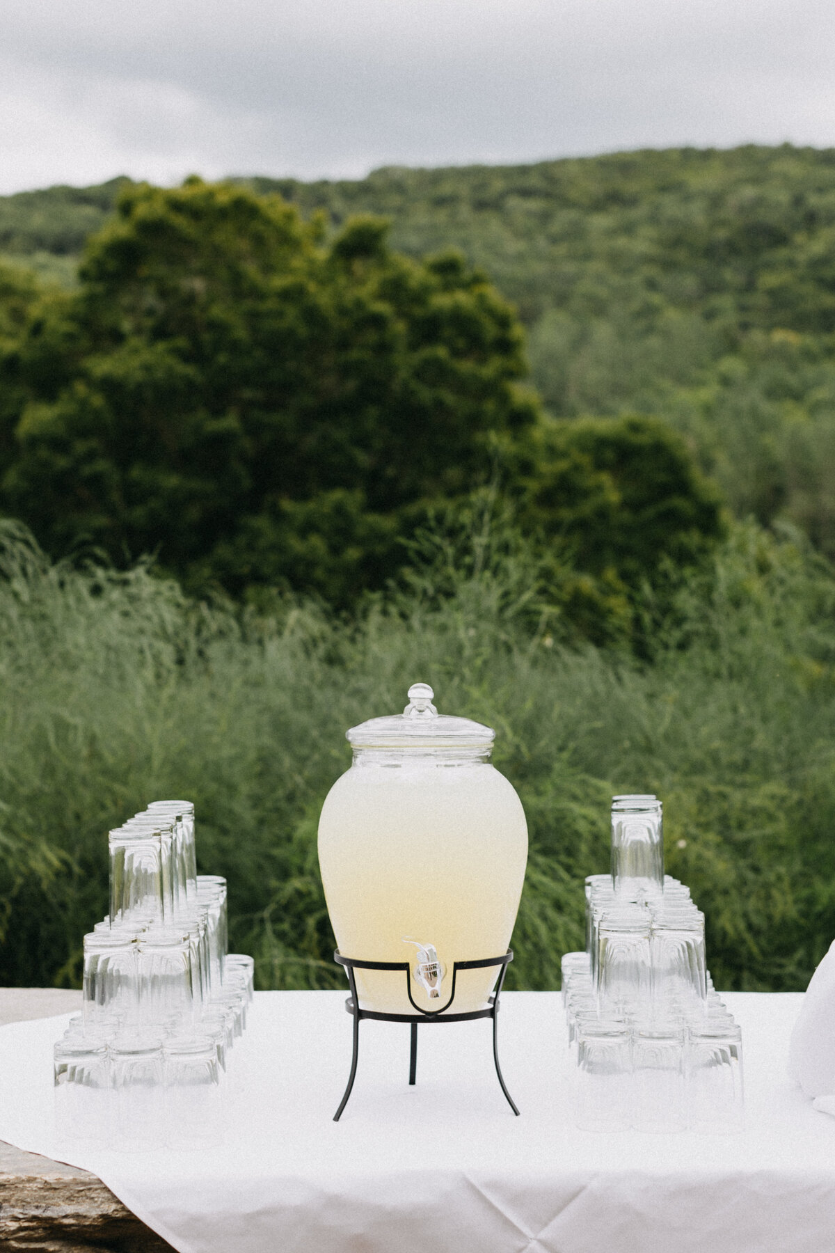 beverage-station-wedding-sarah-brehant-events