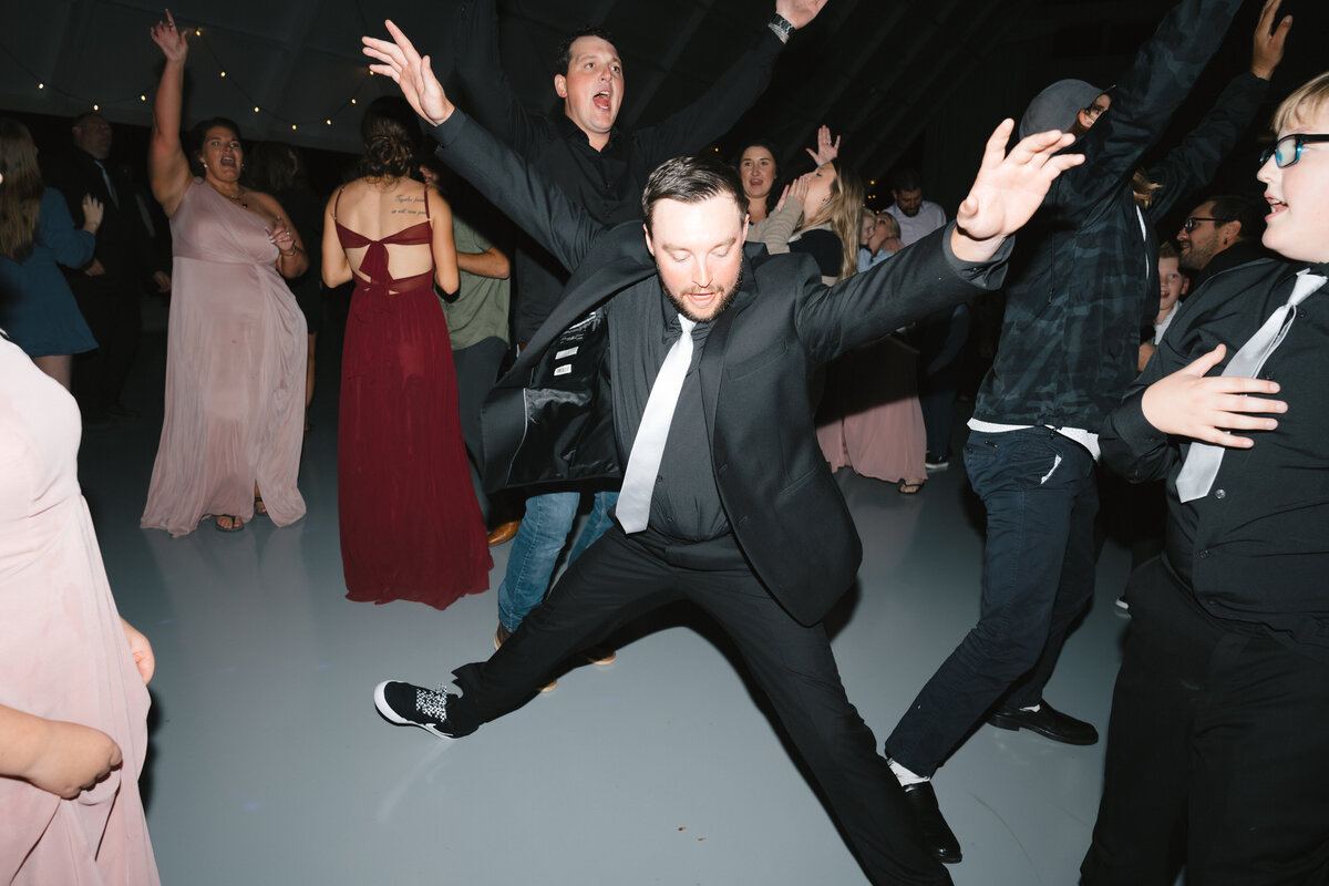 CHECKERZ & JENNY WEDDING - AIRLAKE PARK EVENT CENTER - MINNESOTA - HALEY DOUGLAS PHOTOGRAPHY-09785
