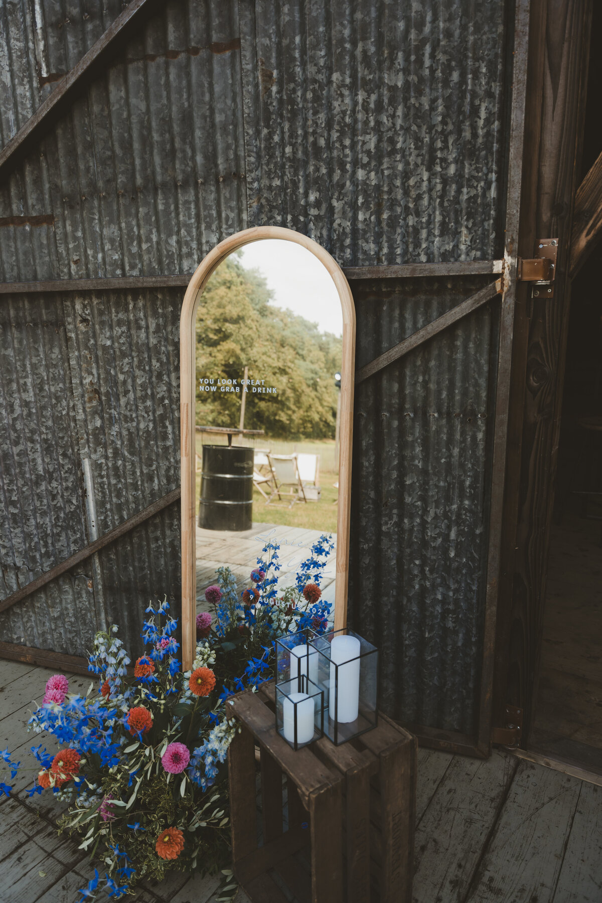 Detailfoto van decoratie op een huwelijk.